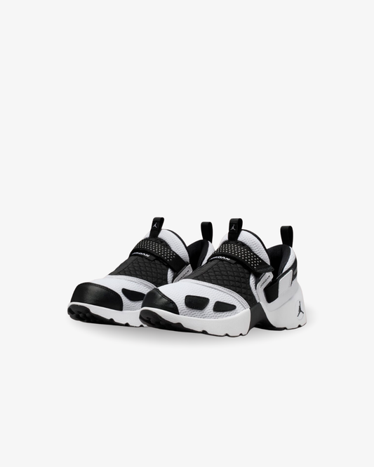 NIKE Jordan Trunner LX White Black