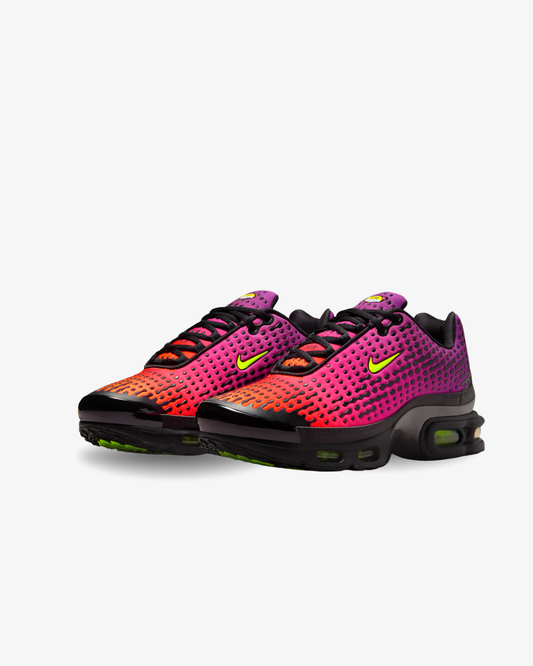 NIKE AIR MAX PLUS VII