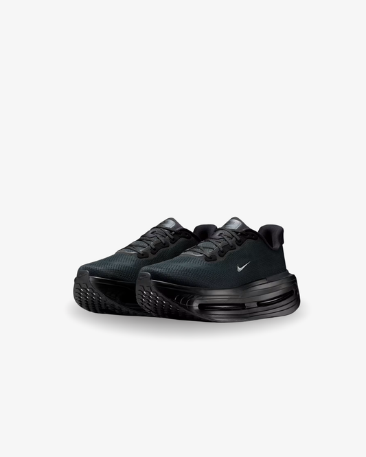 NIKE Vomero Black