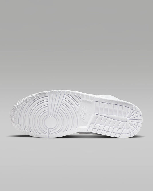 Tenis Nike Jordan 1 Mid Triple White