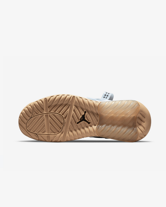 Tenis Nike Jordan MA2 White Sesame