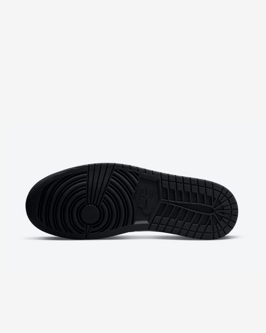 Tenis Nike Jordan 1 Mid