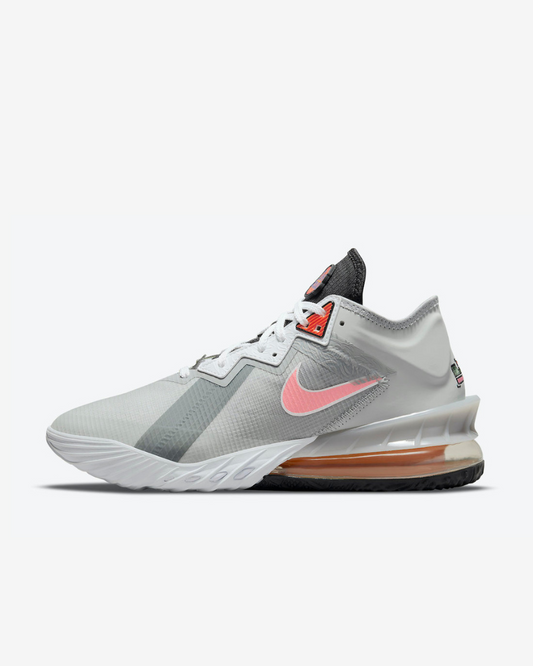 Tenis Nike LeBron 18 Low