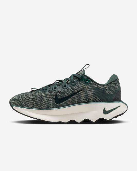 Tenis Nike Motiva