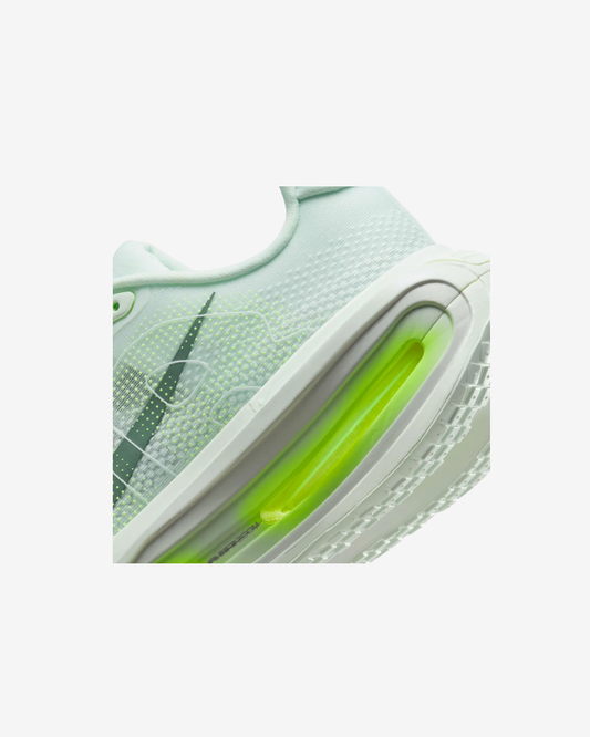 Nike Vomero Premium Barely Volt