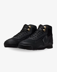 Nike Baltoro Black Metallic Gold