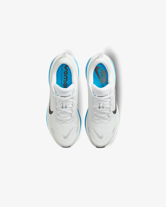 NIKE Vomero Plus