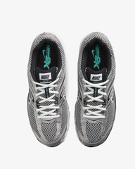 Nike Air Max Moto 2K