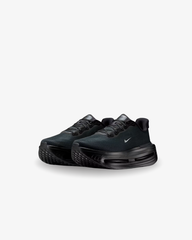 NIKE   Vomero Black