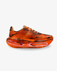 NIKE  Melitta Baumeister x Wmns Vomero Premium 'Total Orange'