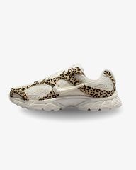 Nike V5 RNR Suede