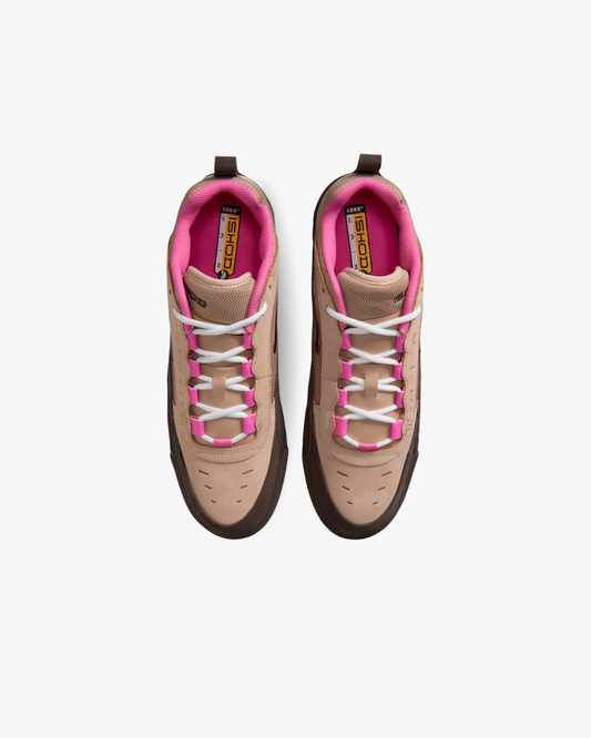 NIKE Air Max Ishod