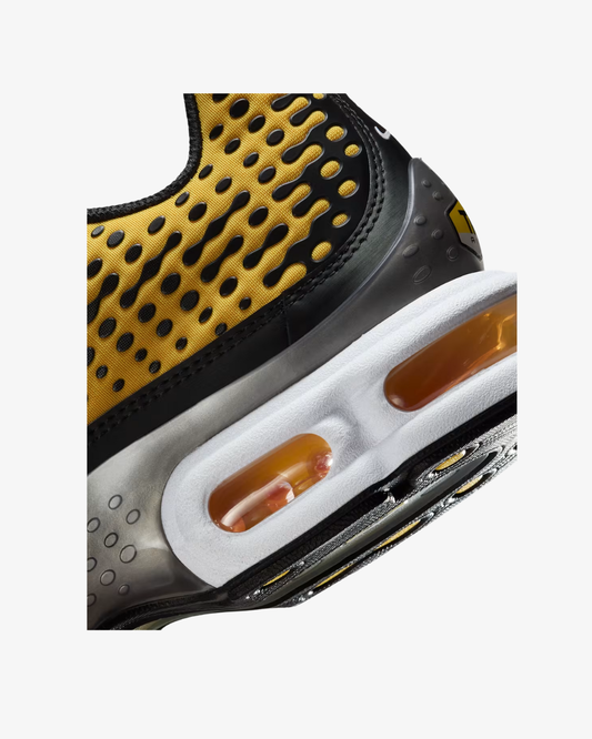 NIKE AIR MAX PLUS VII