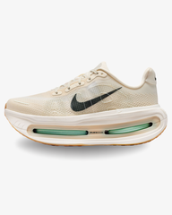 Nike Vomero Premium 'Pale Ivory Sanddrift Jade Horizon'