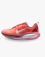 Nike Vomero 18 SE