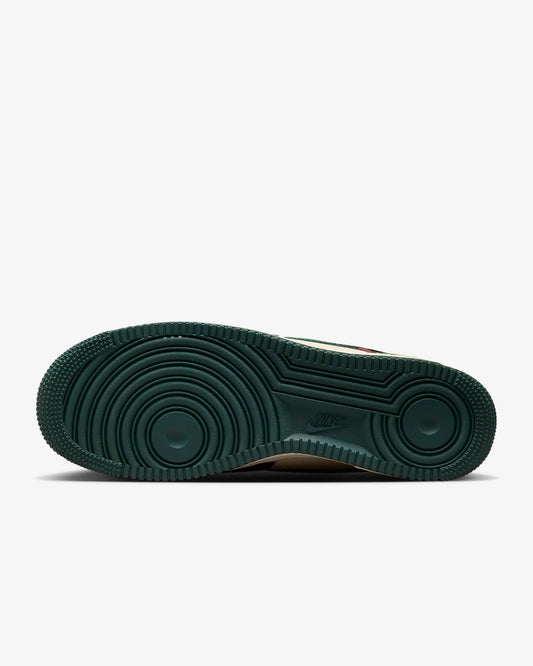 Tenis Nike Air Force 1 Low '07 LV8