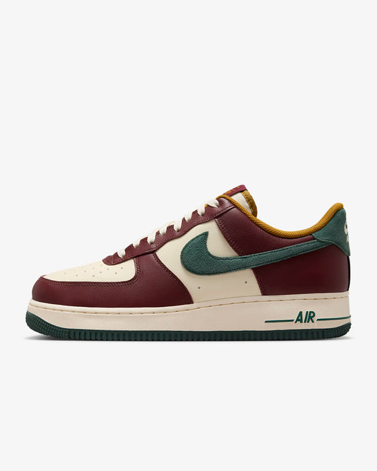 Tenis Nike Air Force 1 Low '07 LV8