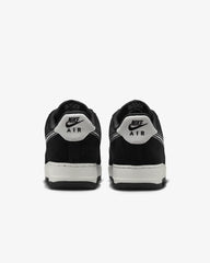 Tenis Nike Air Force 1 Low '07 LV8