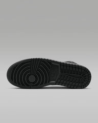 Tenis Nike Jordan 1 Mid