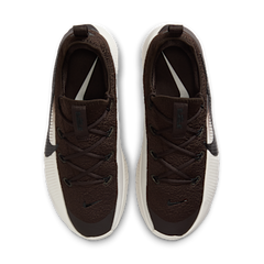 Nike LeBron TR 1