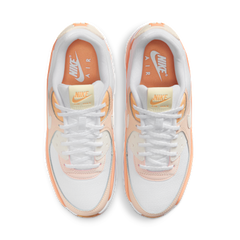 Nike Air Max 90 LV8