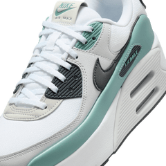 Nike Air Max 90 LV8