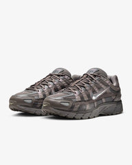 Nike  P-6000