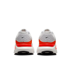 Nike Structure 26