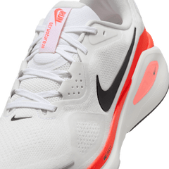 Nike Structure 26