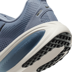 Nike Vomero 18