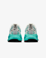 Tenis Nike Vomero 18