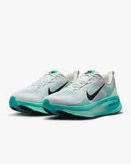 Tenis Nike Vomero 18