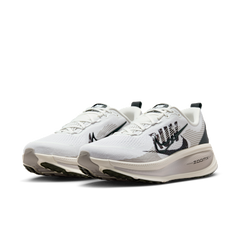Nike Vomero 18