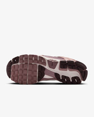 Tenis Nike Zoom Vomero 5