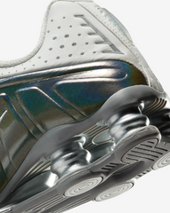 Nike Shox R4