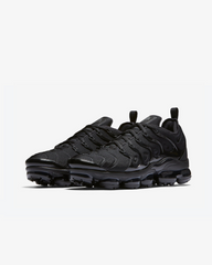 Tenis Nike Air VaporMax Plus Triple Black