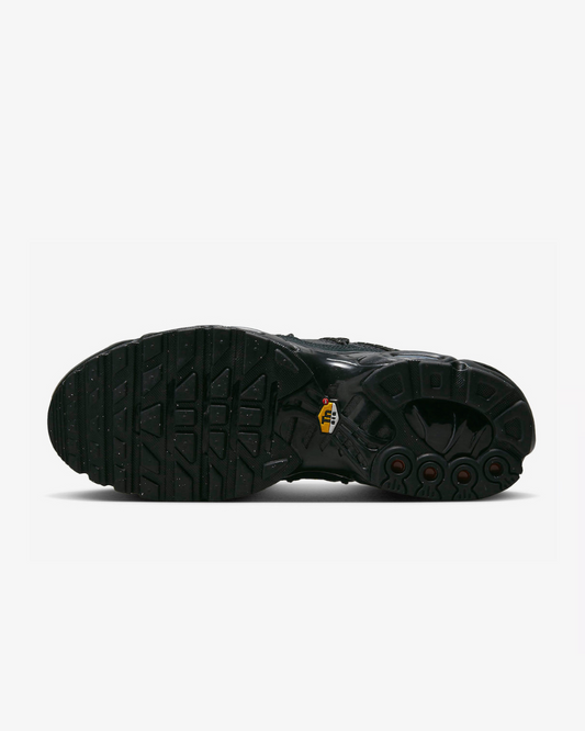 Tenis Nike Air Max Plus Utility Black Metallic Silver