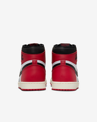 Tenis Nike Jordan 1 Retro High OG Black Toe Reimagined
