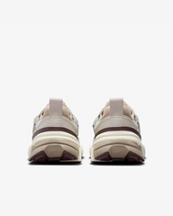 Tenis Nike V2K Run Light Orewood Brown