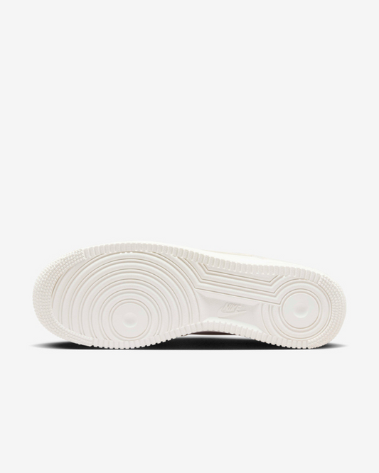 Tenis Nike Air Force 1 Low '07 PRM