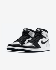 Tenis Nike Jordan 1 Retro High