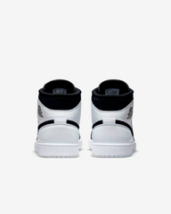 Tenis Nike Jordan 1 Mid