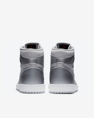Tenis Nike Jordan 1 Retro High