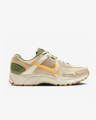 Tenis Nike Air Zoom Vomero 5