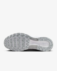 Tenis Nike P 6000 Metallic Summit White