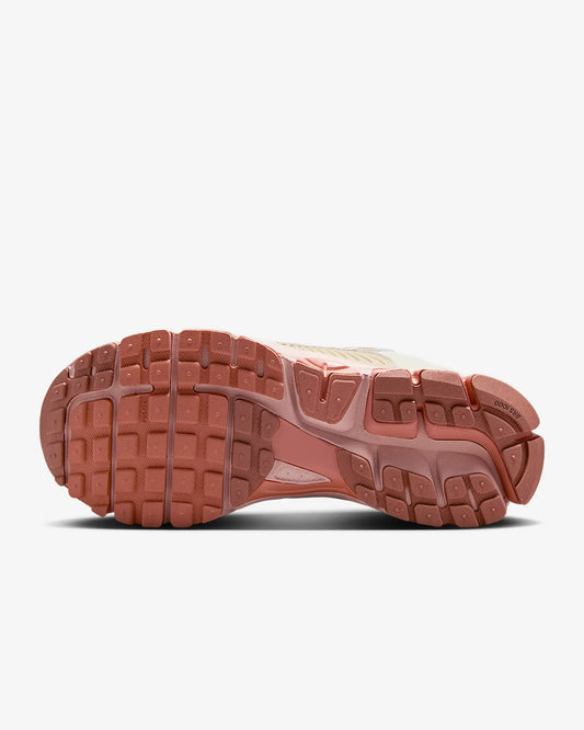 Tenis Nike Zoom Vomero 5