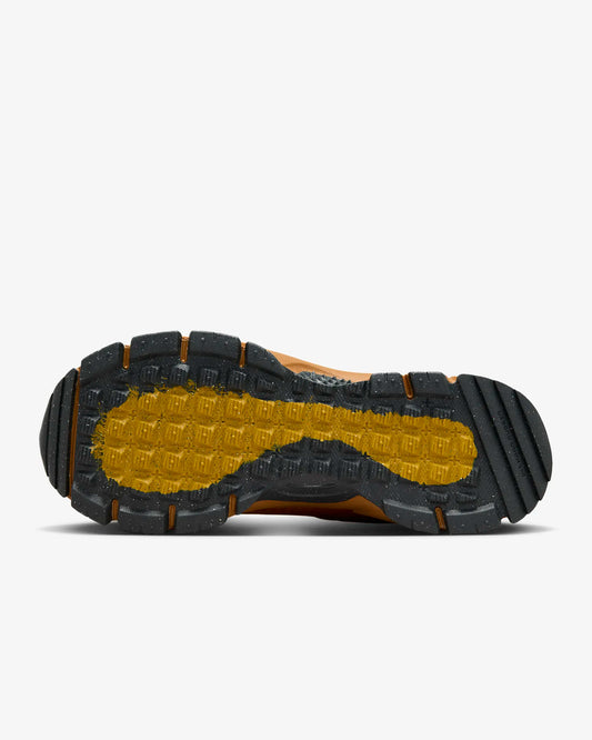 Tenis Nike Zoom Vomero 5 Roam