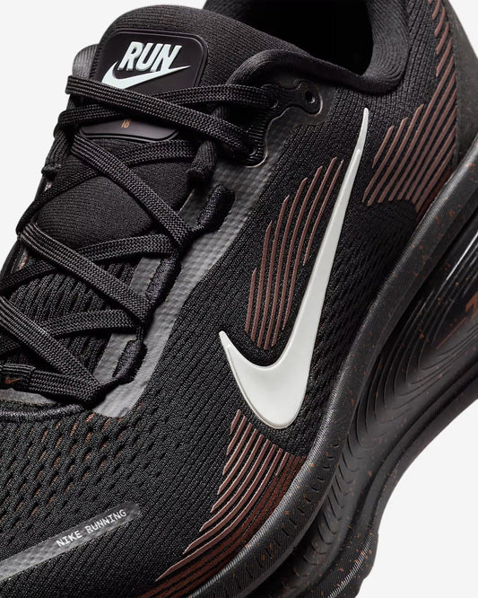 Nike Vomero 18