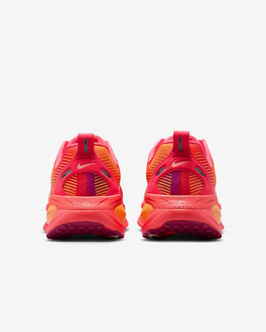 Nike Vomero 18 SE
